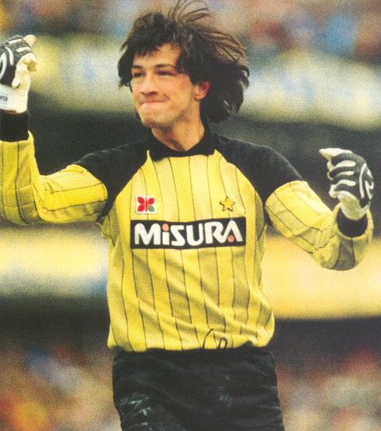 Дзенга Вальтер